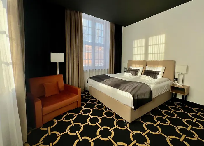 Jess Krolewski Old Town 3*