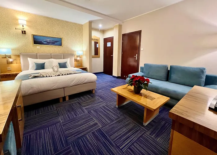 Jess Krolewski Old Town 3*