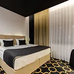 Jess Krolewski Old Town Hotell Gdańsk