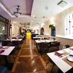 Jess Krolewski Old Town Hotell Gdańsk