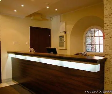 Jess Krolewski Old Town Hotel 3*