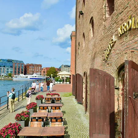 Jess Krolewski Old Town Hotel 3*