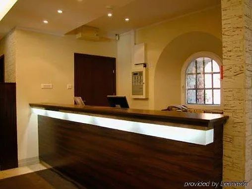Jess Krolewski Old Town Hotel 3*