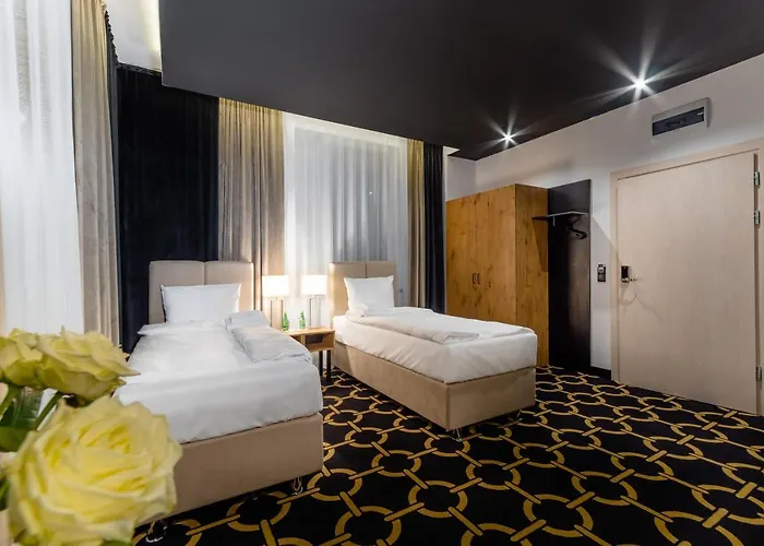 Jess Krolewski Old Town 3* Danzig